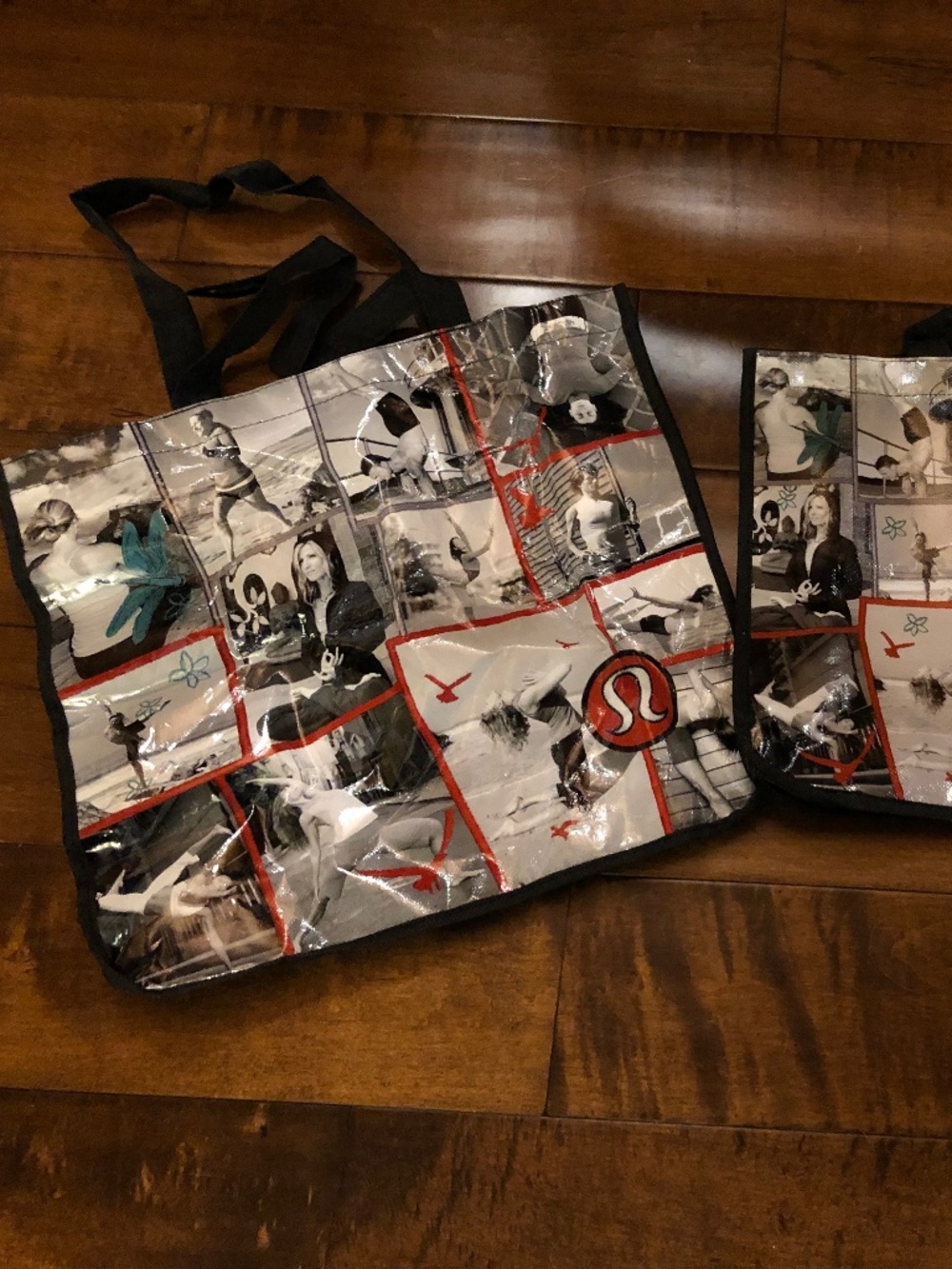 Collectable Lululemon reusable shoppers